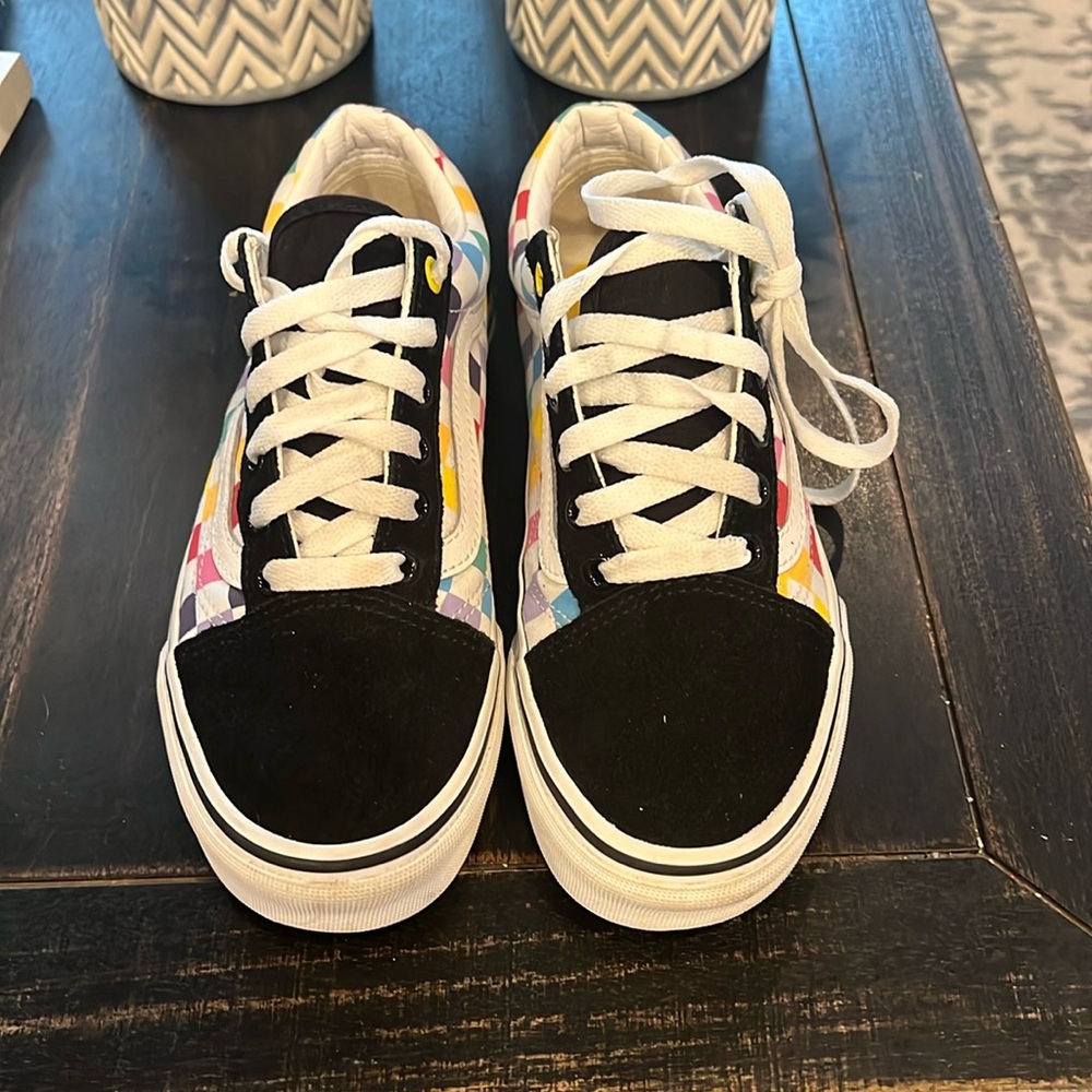 Vans shoes, US men size 5 or women's 6 1/2, brand new, very nice